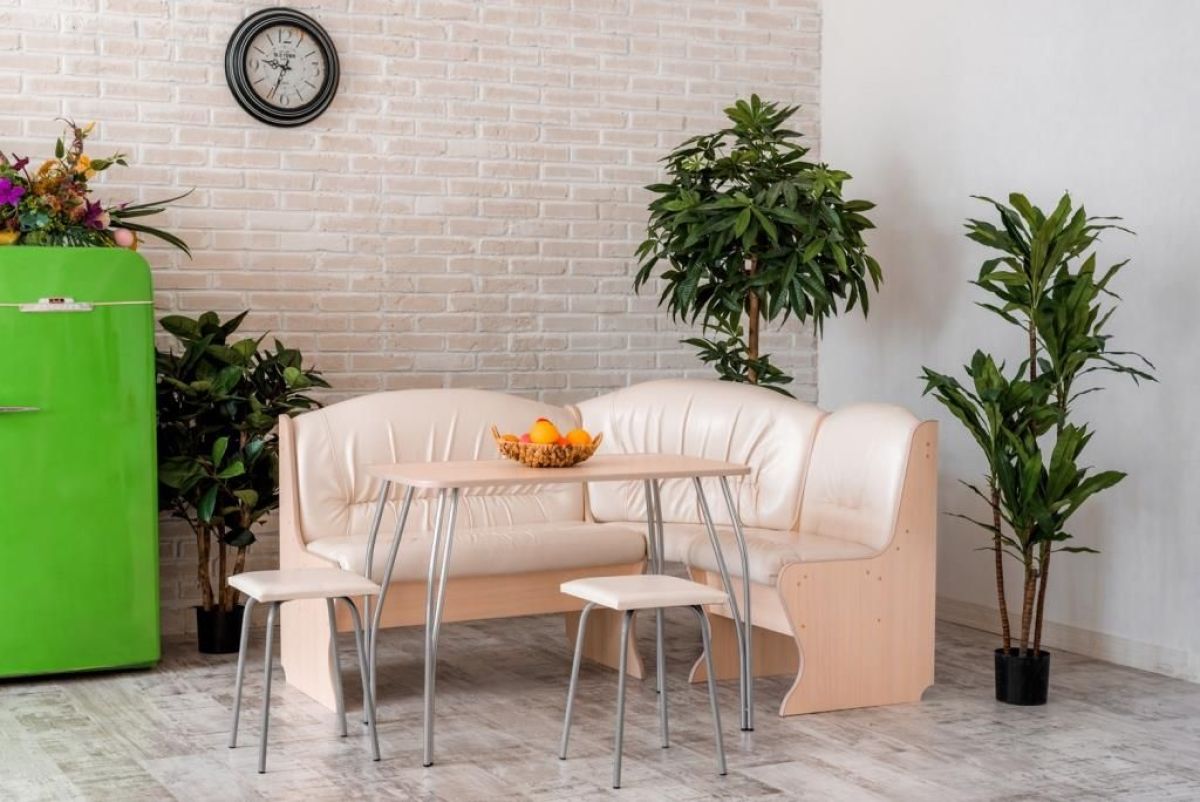 Стол обеденный на металлическом основании | фото 7